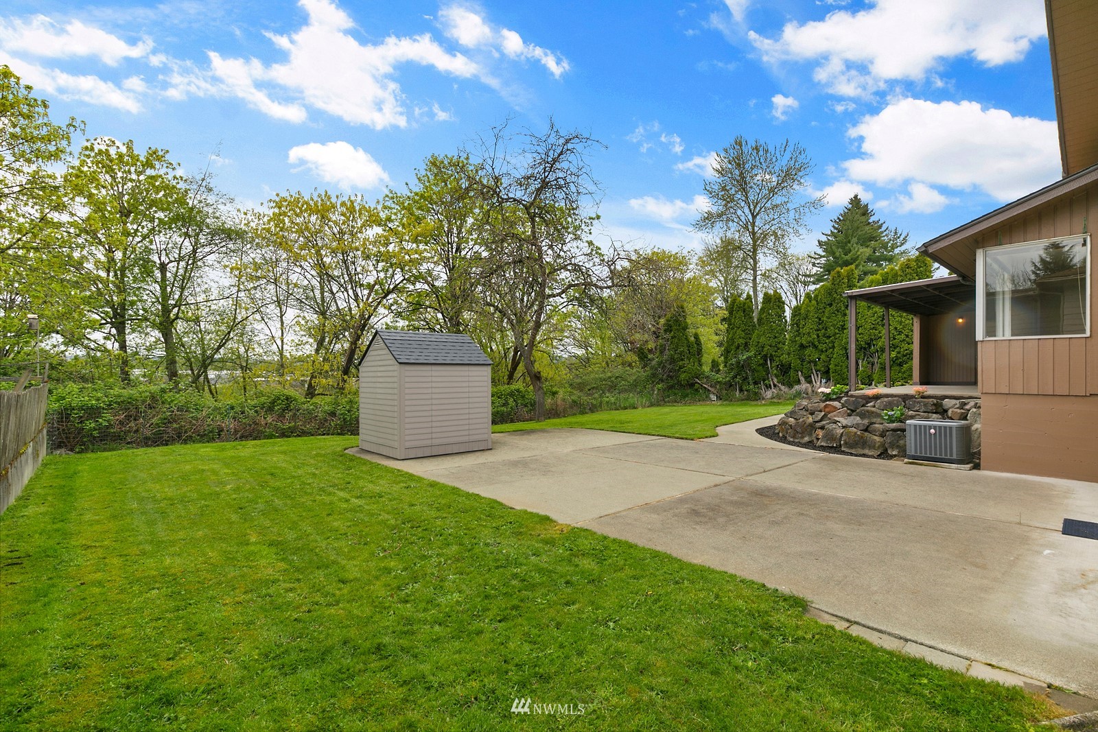 3521 Shattuck Avenue South Renton, WA 98055 - Photo 24 of 29 Gallery Image 24