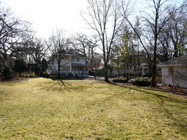 238 Scottswood Road Riverside, IL 60546 - Photo 19 of 20