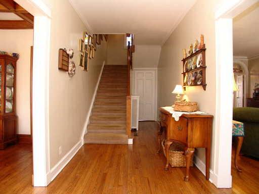 238 Scottswood Road Riverside, IL 60546 - Photo 3 of 20