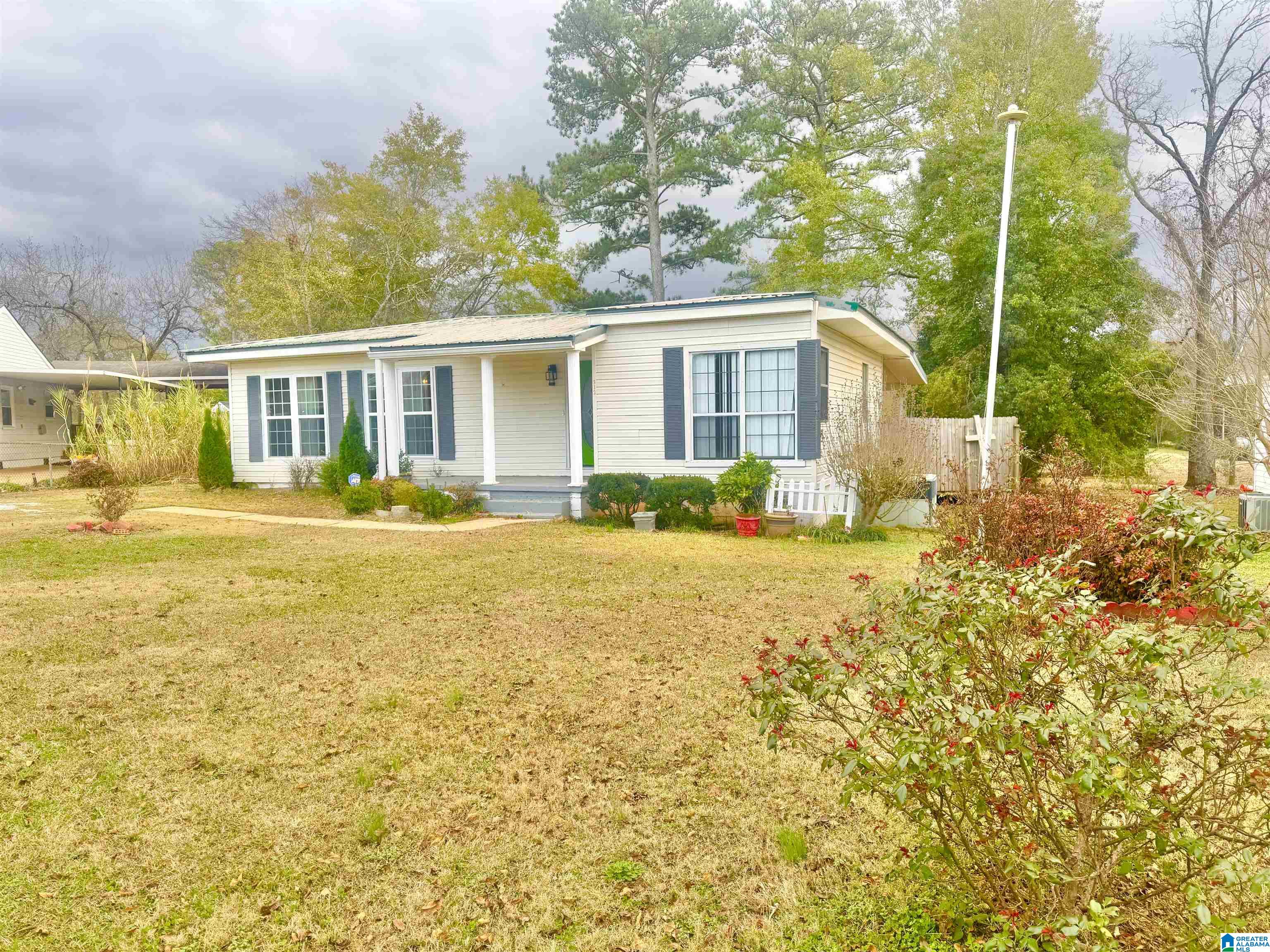 312 Wheeler Street Sylacauga, AL 35150 - Photo 2 of 37