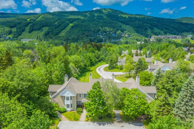 $875,000 | 9 A Dover Springs Lane, West Dover, VT 05356