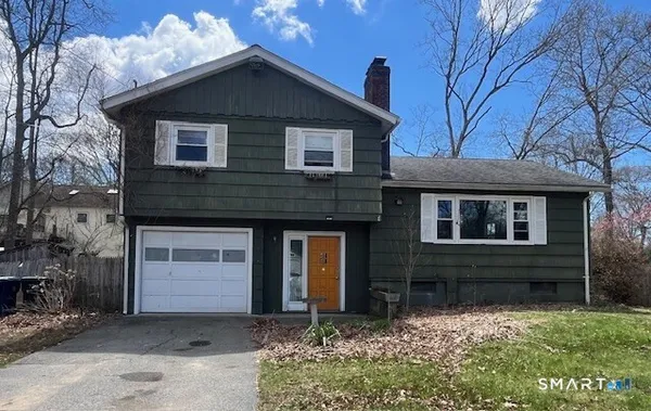 $295,000 | 29 Moss Point Trail, Old Lyme, CT 06371
