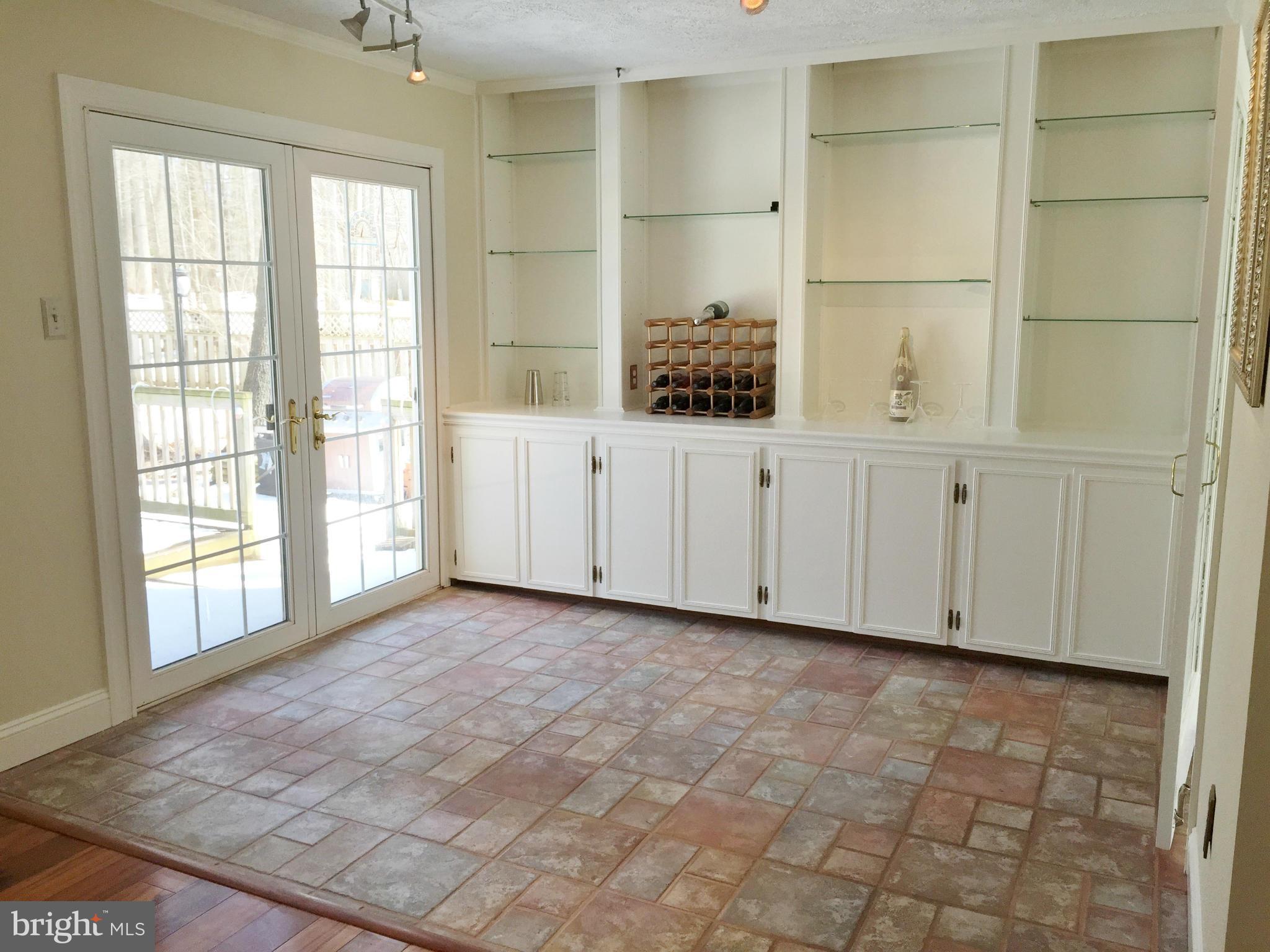 12340 Coleraine Court Reston, VA 20191 - Photo 4 of 30 Dining Room