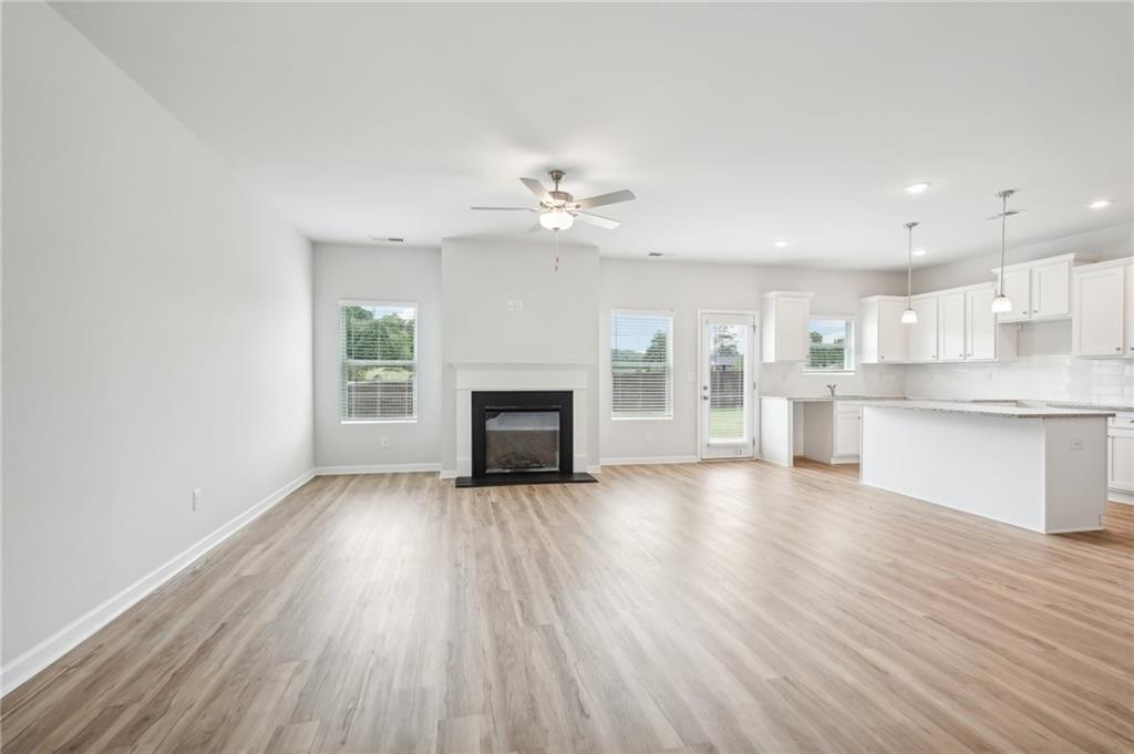 3016 Viewpark Circle Conyers, GA 30013 - Photo 8 of 39