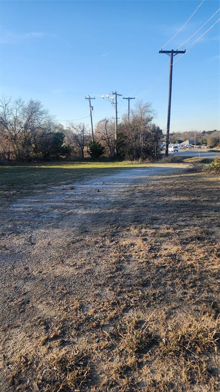 905 Zion Hill Road, Unit B Weatherford, TX 76088 - Photo 18 of 23 a view of a terrace
