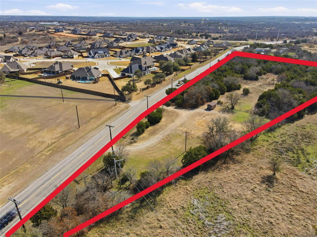 905 Zion Hill Road, Unit B Weatherford, TX 76088 - Photo 3 of 23 a view of a outdoor space