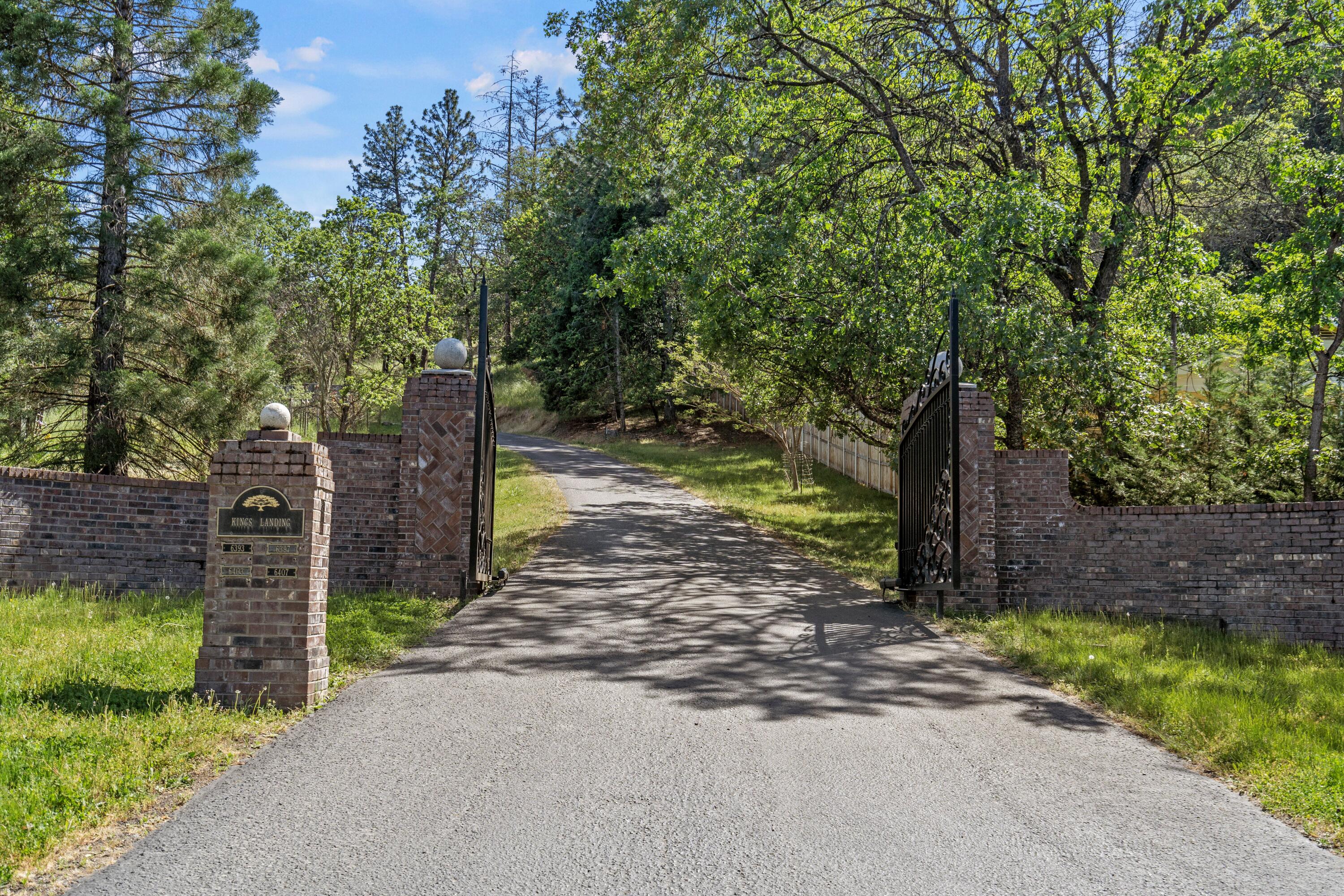 6397 Pioneer Road Medford, OR 97501 - Photo 40 of 44 Gated Entry to Community