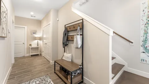 $349,000 | 404 Drennan Street, Houston, TX 77003