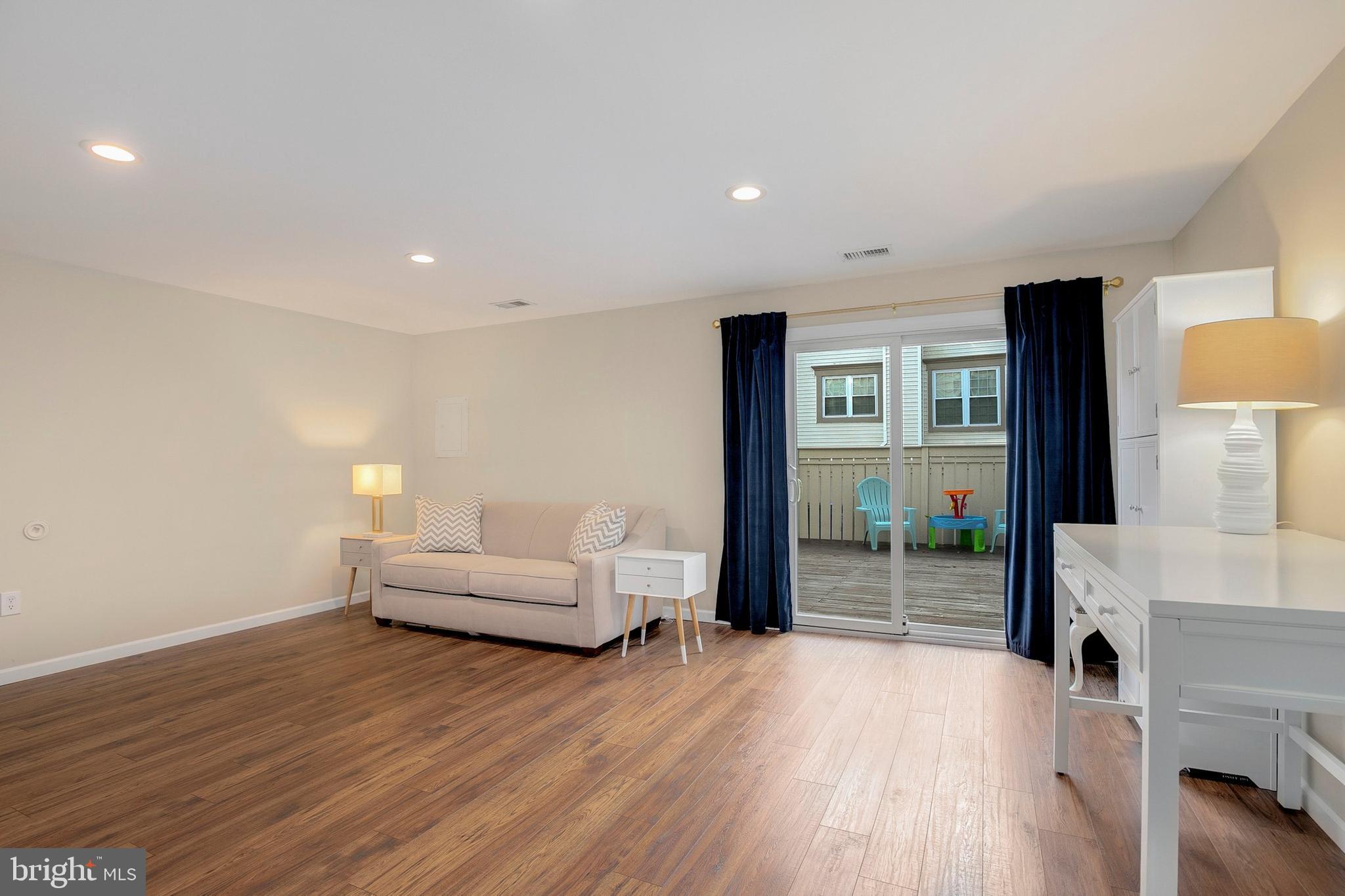 2353 Hunters Square Court Reston, VA 20191 - Photo 38 of 46