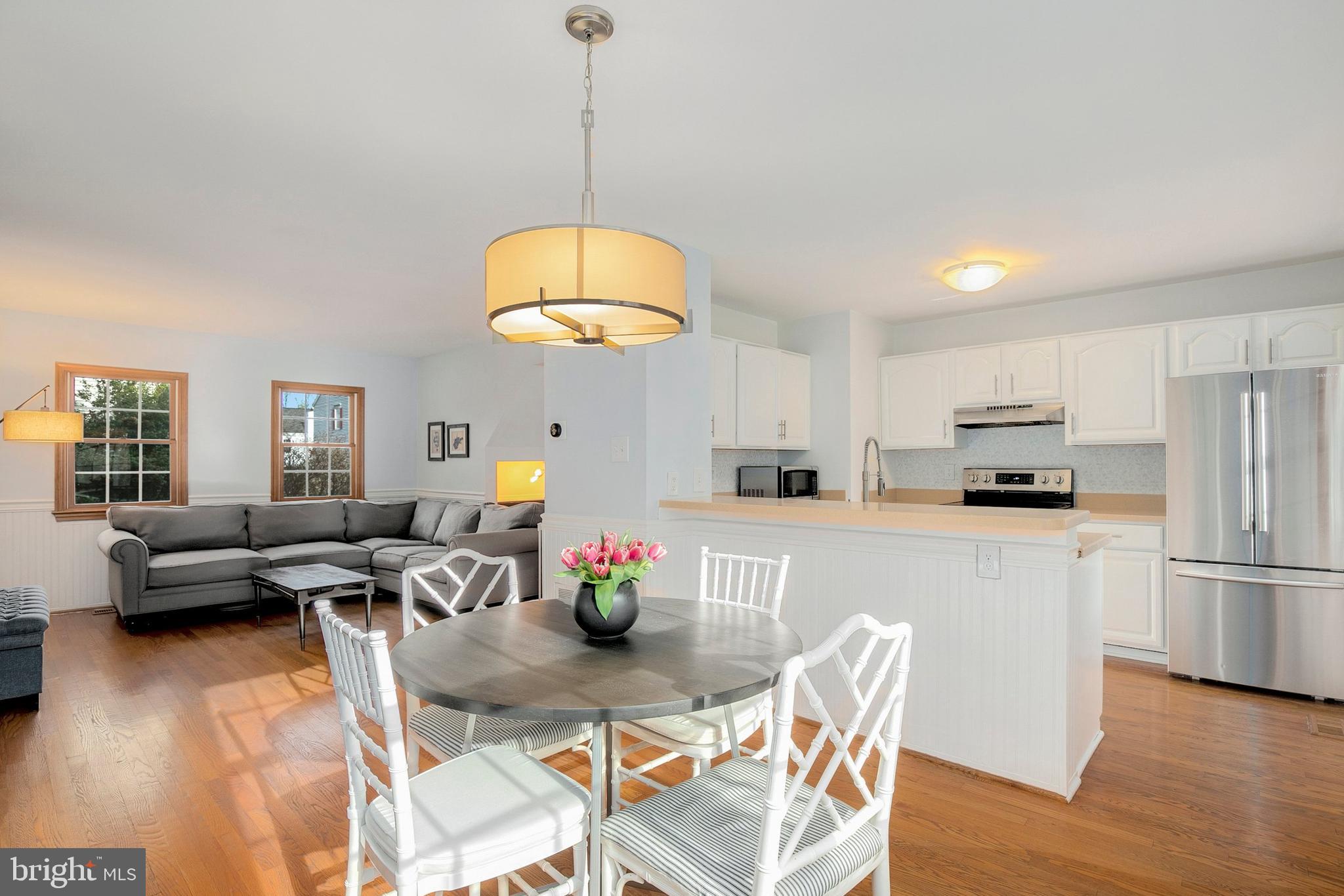 2353 Hunters Square Court Reston, VA 20191 - Photo 6 of 46