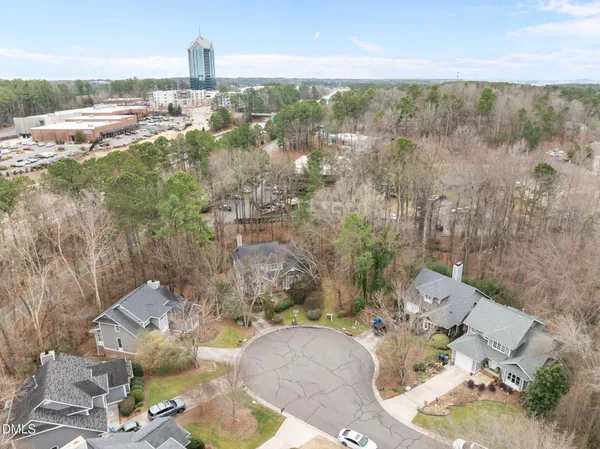 $795,000 | 18 Marchmont Court, Durham, NC 27705