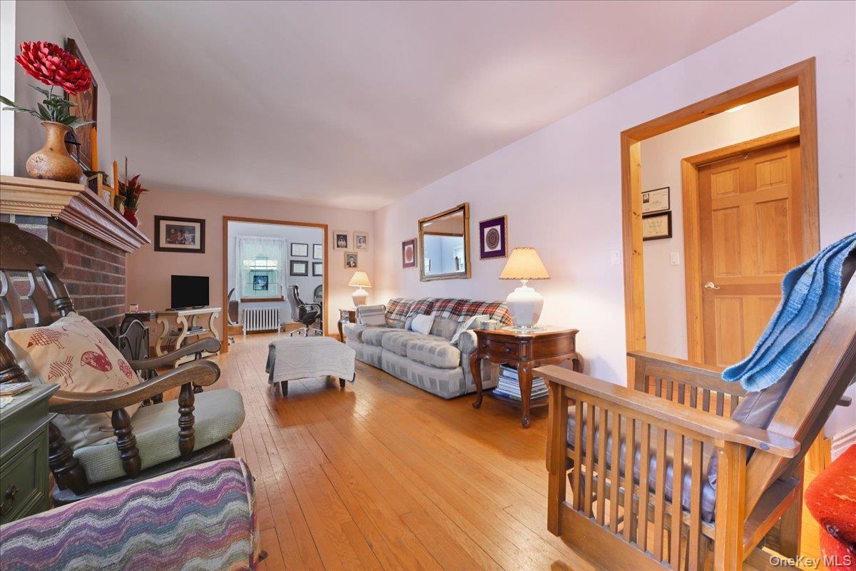 11 Muriel Road Port Washington, NY 11050 - Photo 12 of 47