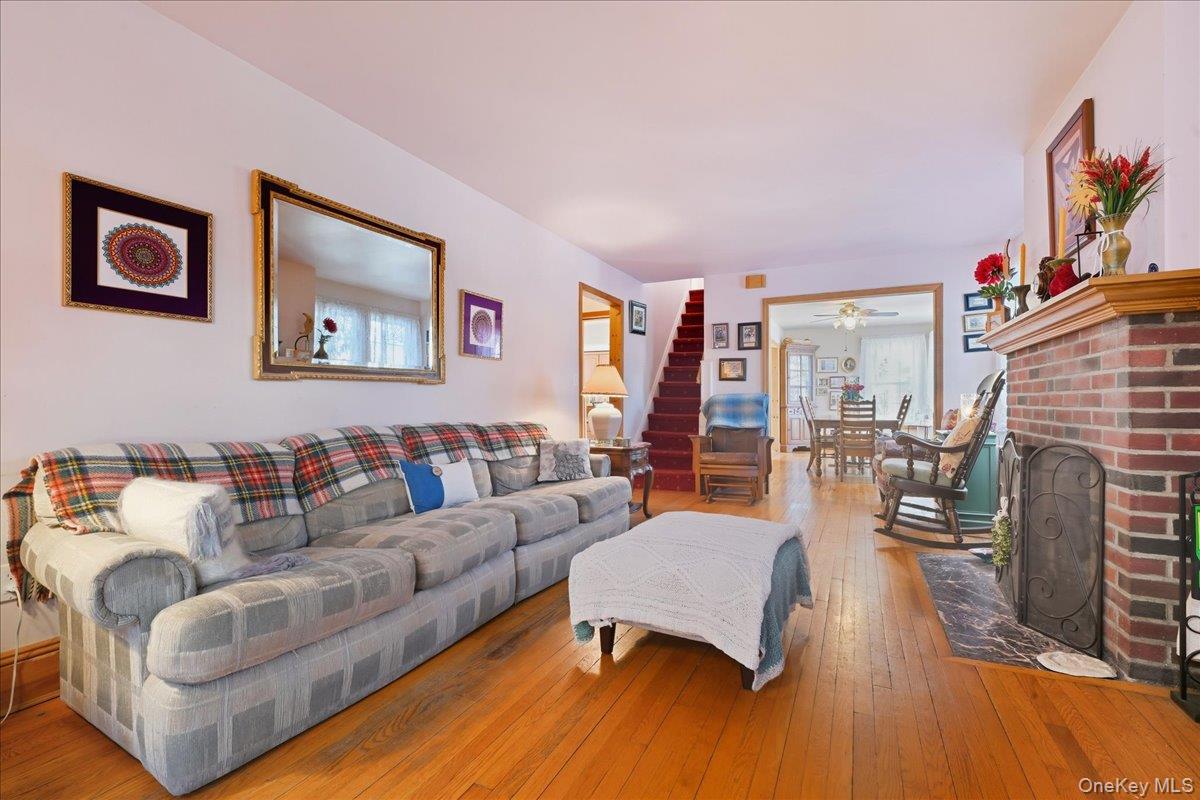 11 Muriel Road Port Washington, NY 11050 - Photo 13 of 47