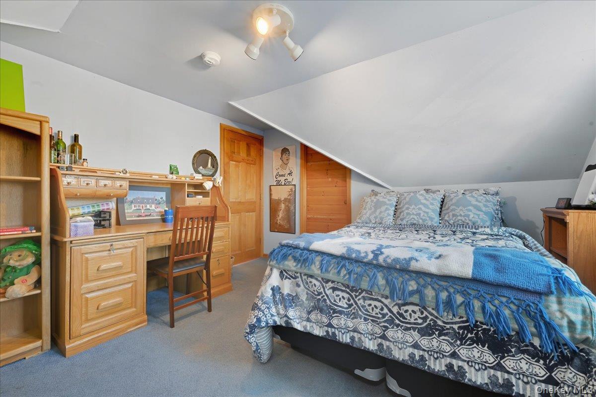 11 Muriel Road Port Washington, NY 11050 - Photo 33 of 47