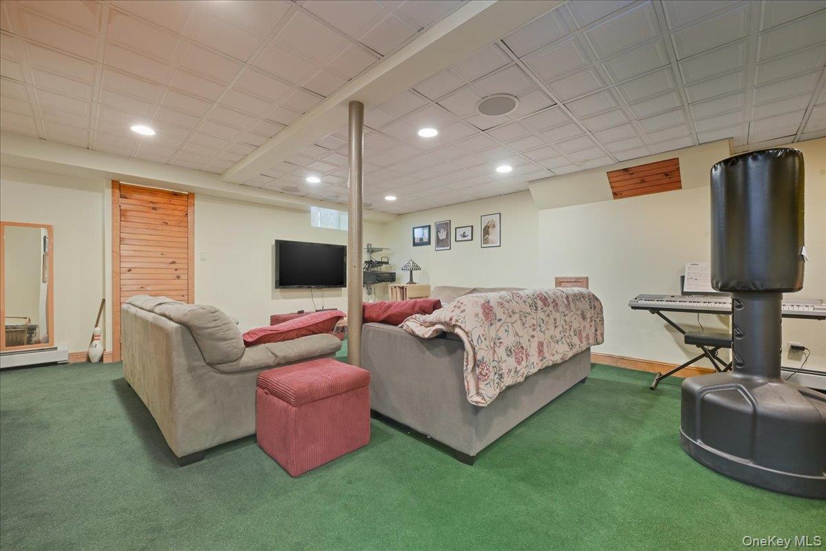 11 Muriel Road Port Washington, NY 11050 - Photo 37 of 47