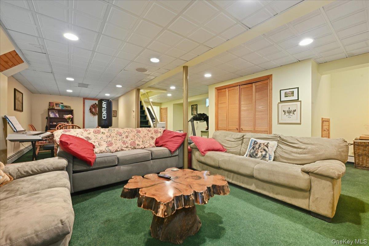 11 Muriel Road Port Washington, NY 11050 - Photo 39 of 47