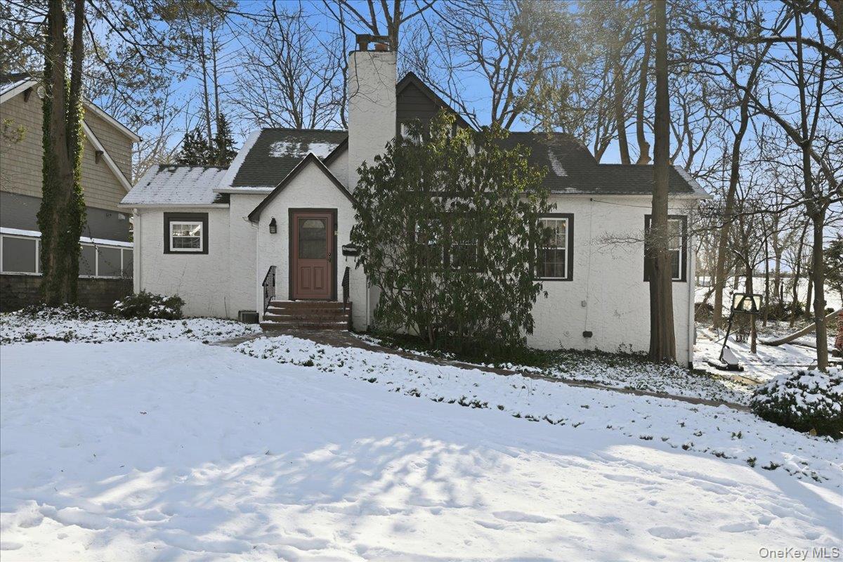 11 Muriel Road Port Washington, NY 11050 - Photo 7 of 47