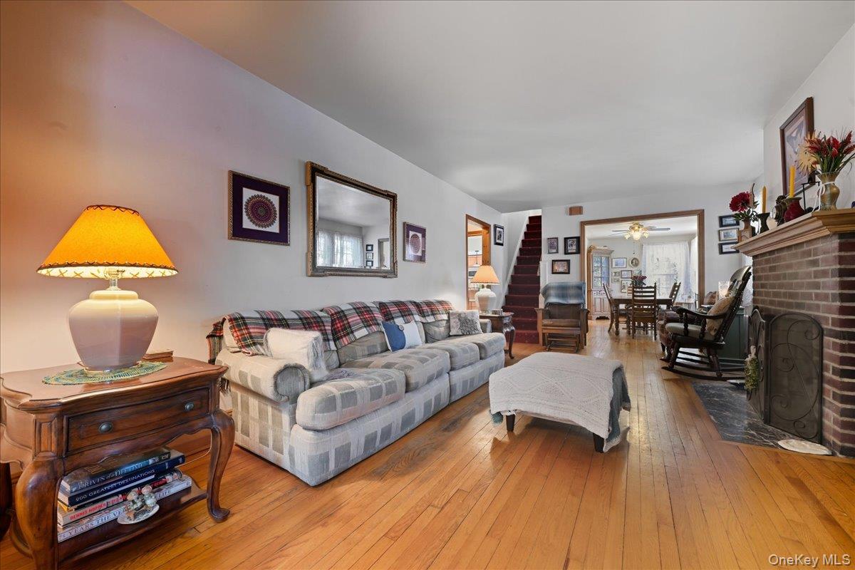 11 Muriel Road Port Washington, NY 11050 - Photo 9 of 47