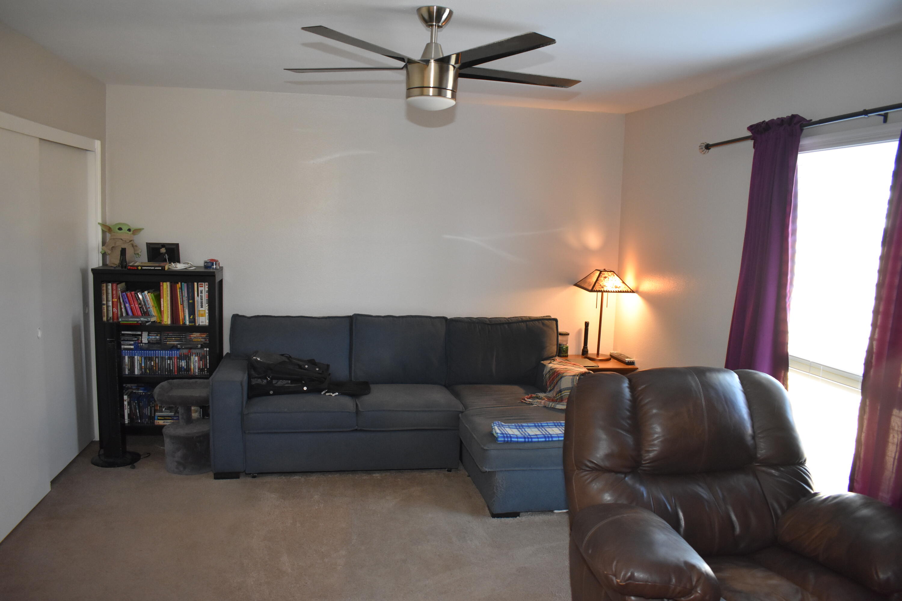 39008 Dianron Road Palmdale, CA 93551 - Photo 9 of 17 Dianron2J