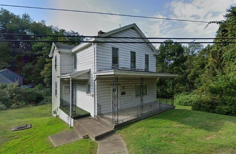 897 Spruce Street Rochester, PA 15074 - Photo 1 of 17