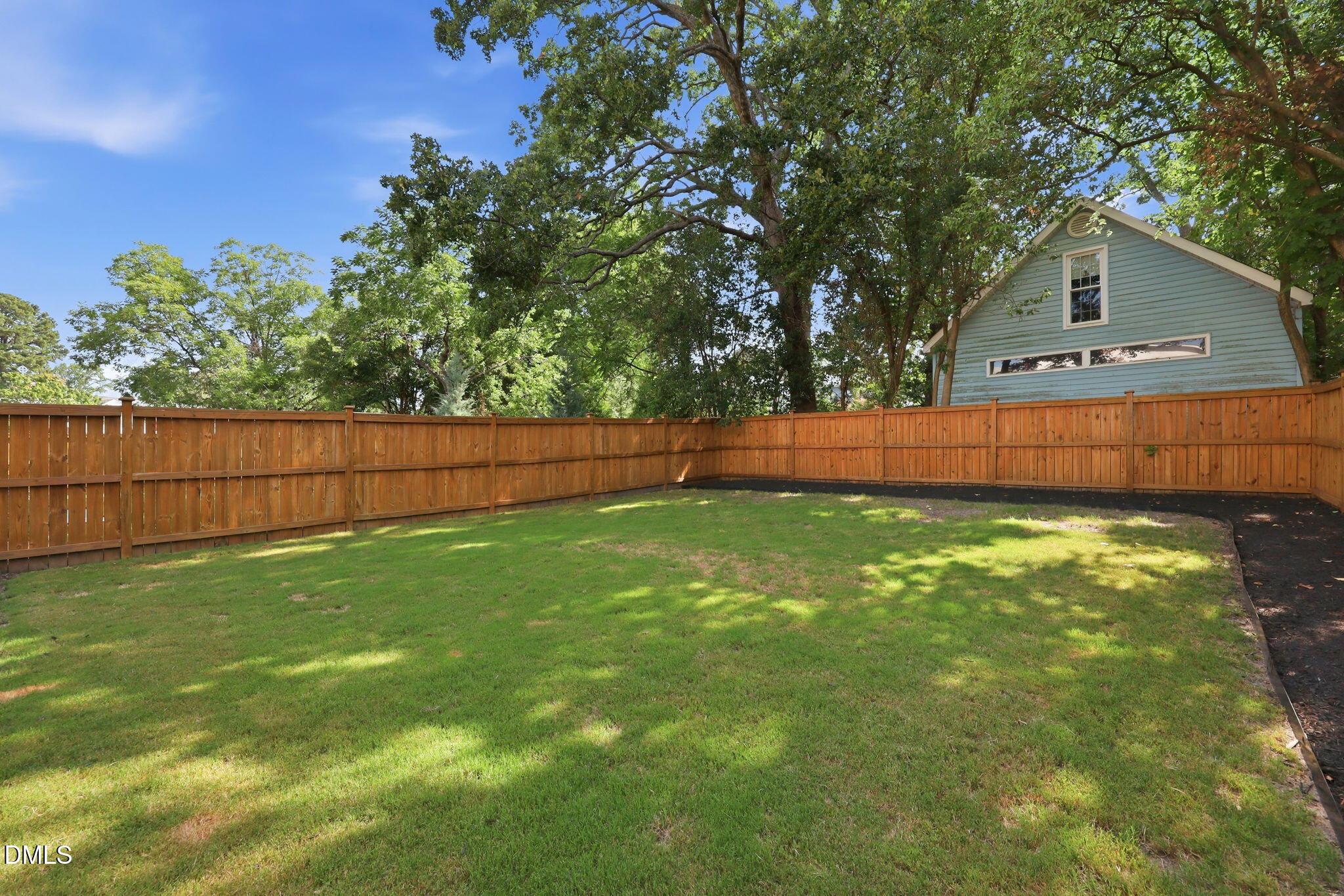 413 Heather Drive Raleigh, NC 27606 - Photo 16 of 31 45-web-or-mls-IMG_9277