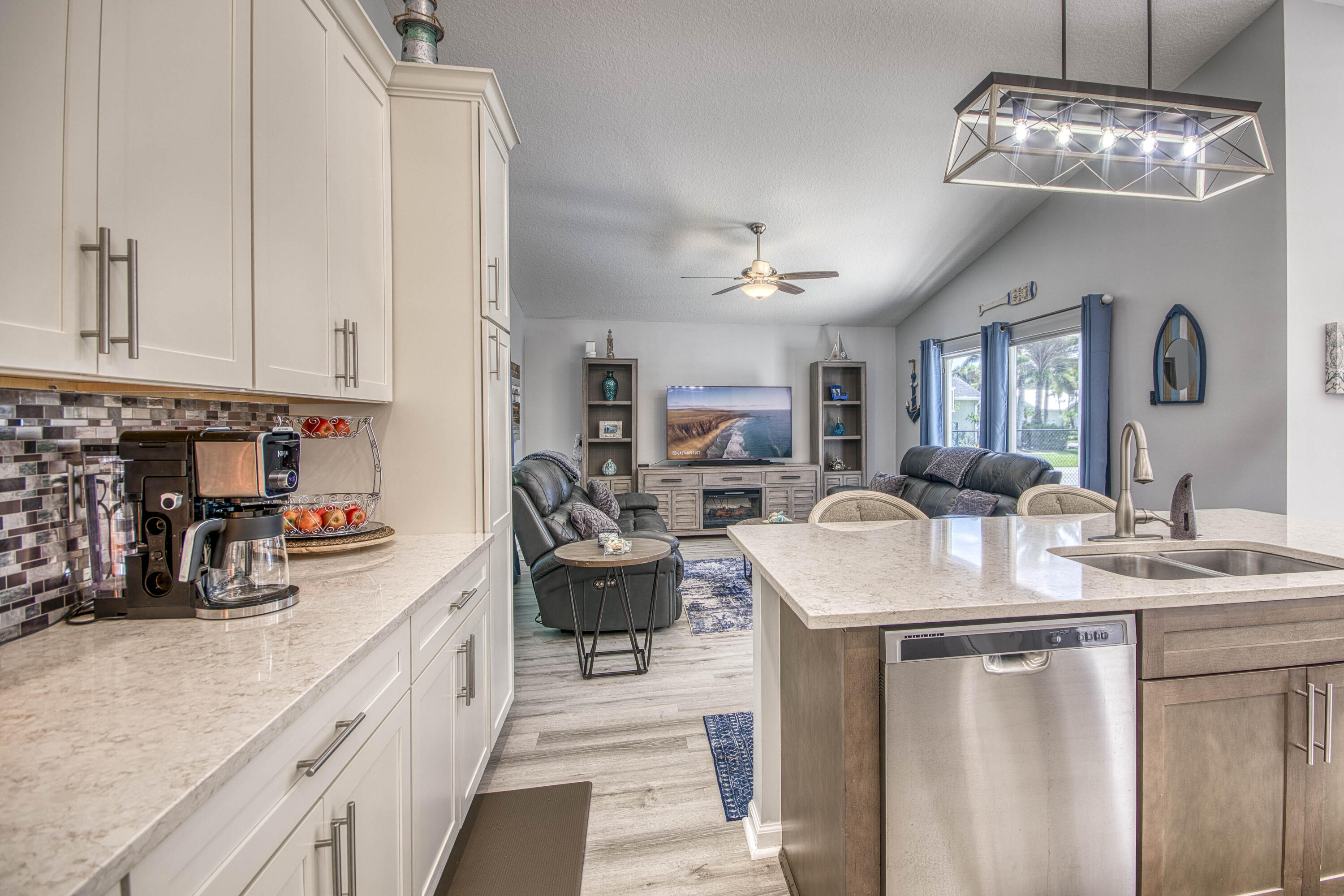 2483 Southwest Regency Road Stuart, FL 34997 - Photo 11 of 39 _IMG6880_HDR