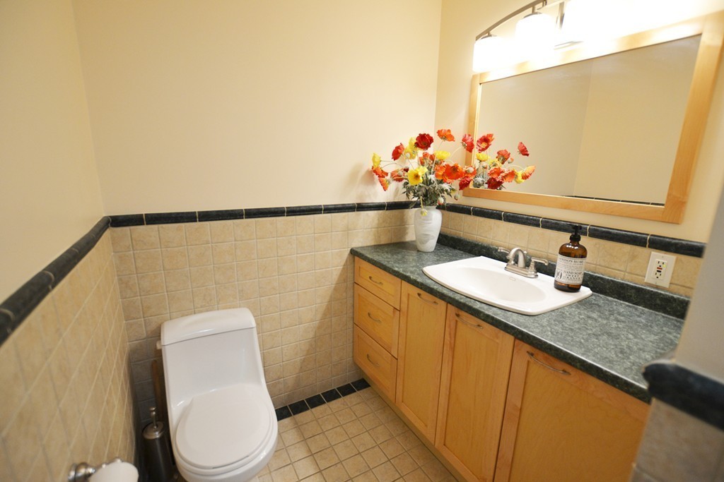 6 Bailey Road Dracut, MA 01826 - Photo 16 of 25 Gallery Image 16