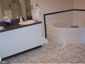 220 Compass Road Manahawkin, NJ 08050 - Photo 8 of 12