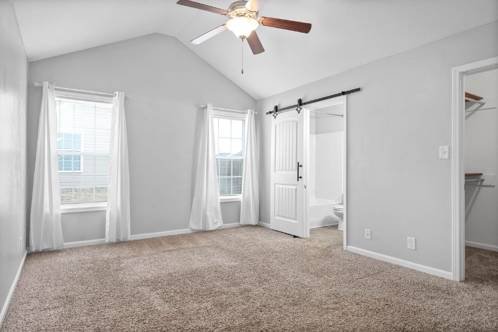 935 Hugh Hunter Road Oak Grove, KY 42262 - Photo 14 of 26