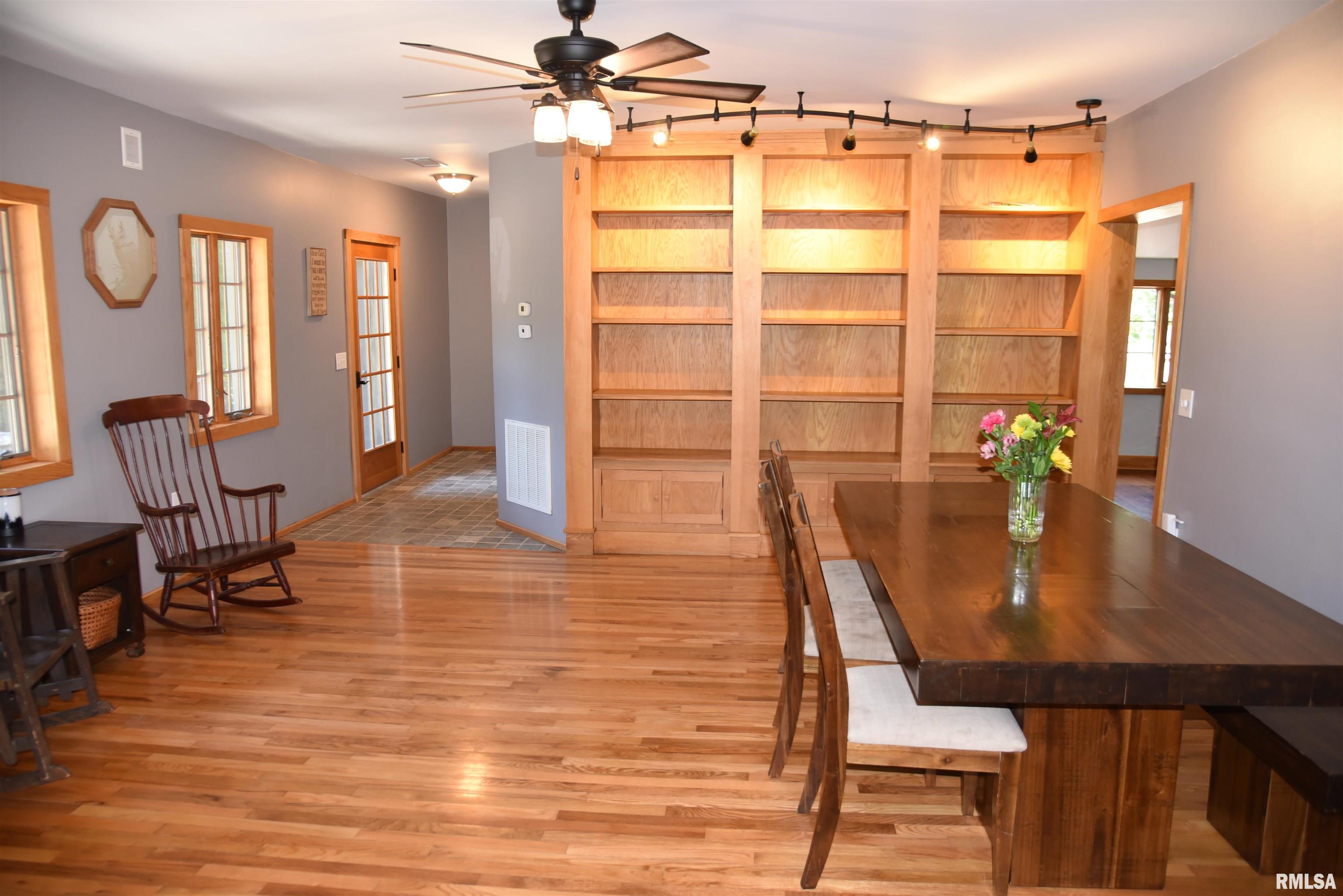 1160 Springville Hill Road Jonesboro, IL 62952 - Photo 14 of 100 Gallery Image 14
