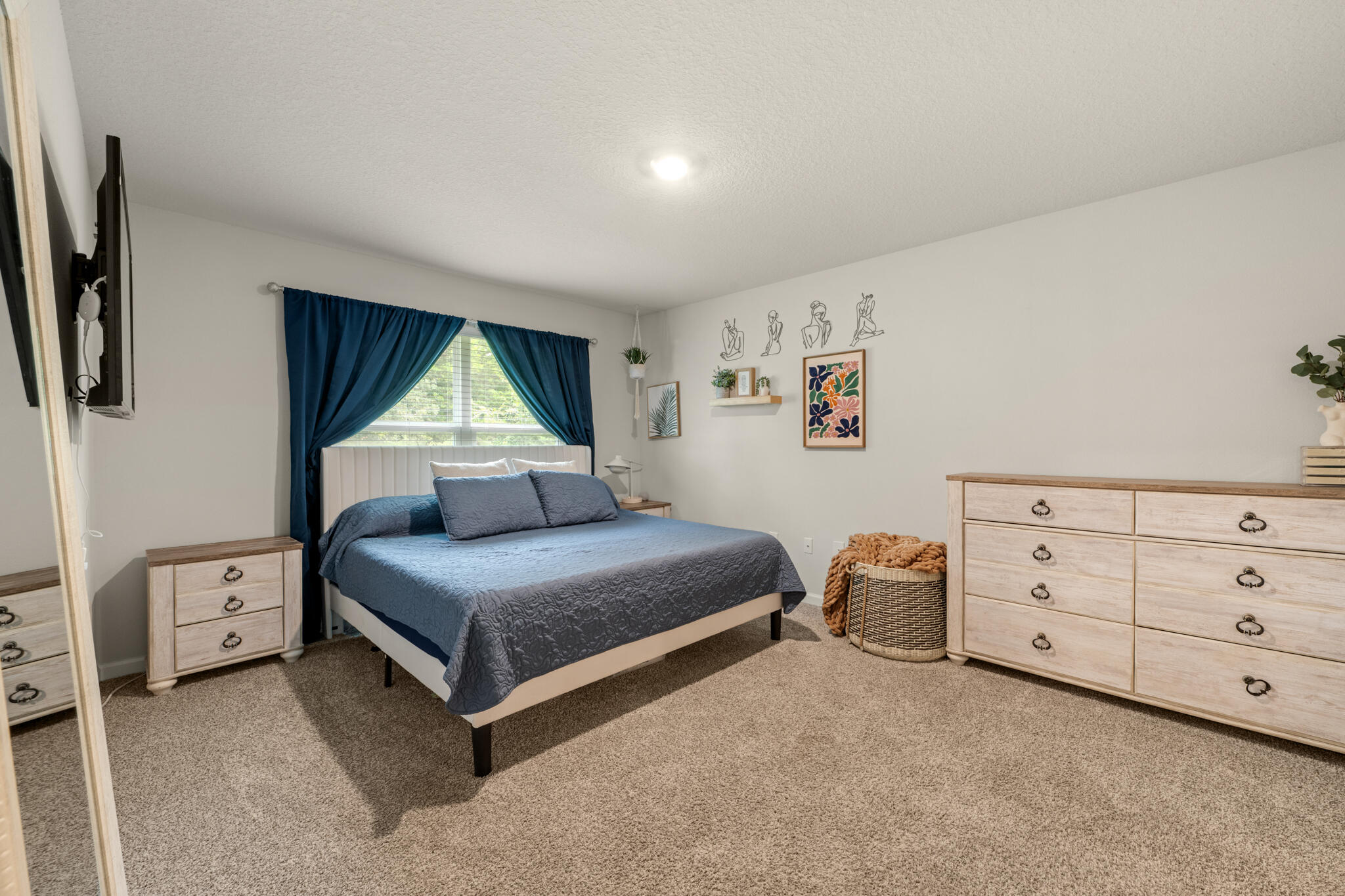 810 Otto Loop Crestview, FL 32539 - Photo 23 of 41 a bedroom with furniture and a flat screen tv
