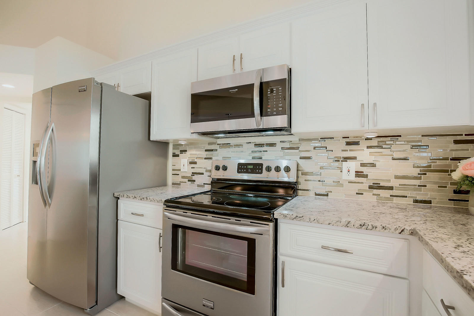 251 Northwest 69th Street Boca Raton, FL 33487 - Photo 15 of 39 08_image-7_mls