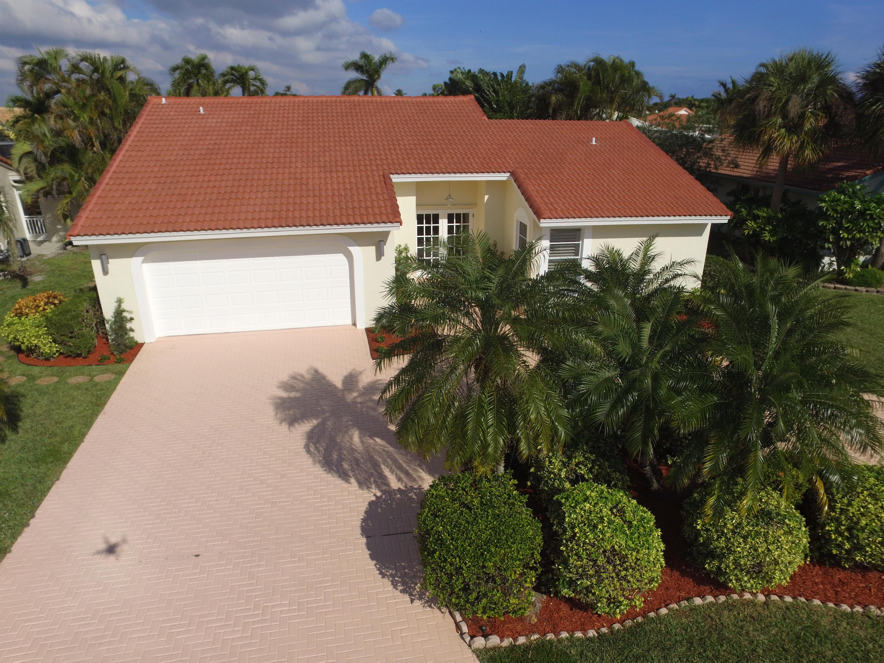 251 Northwest 69th Street Boca Raton, FL 33487 - Photo 4 of 39 DJI_0009