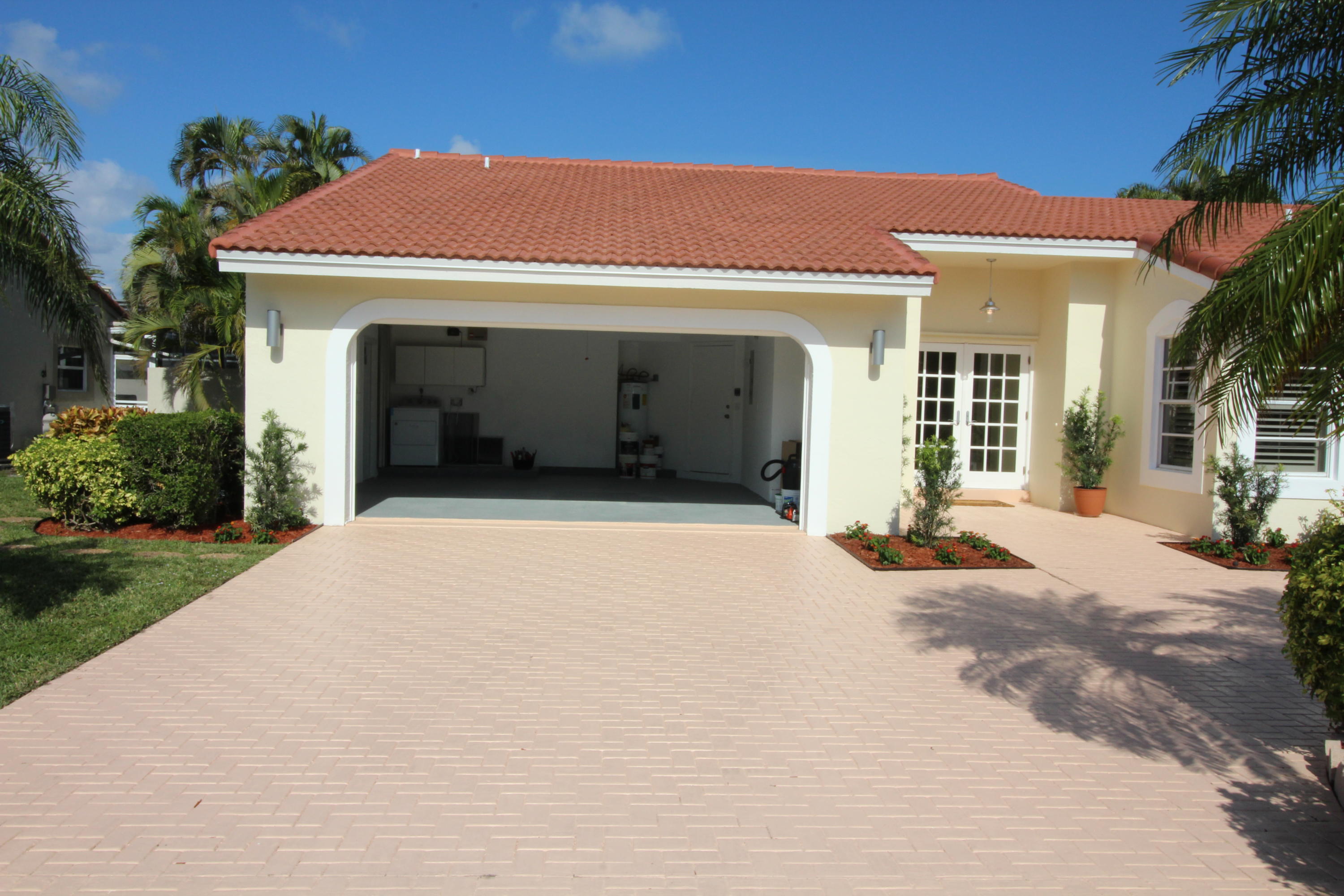251 Northwest 69th Street Boca Raton, FL 33487 - Photo 9 of 39 IMG_1399