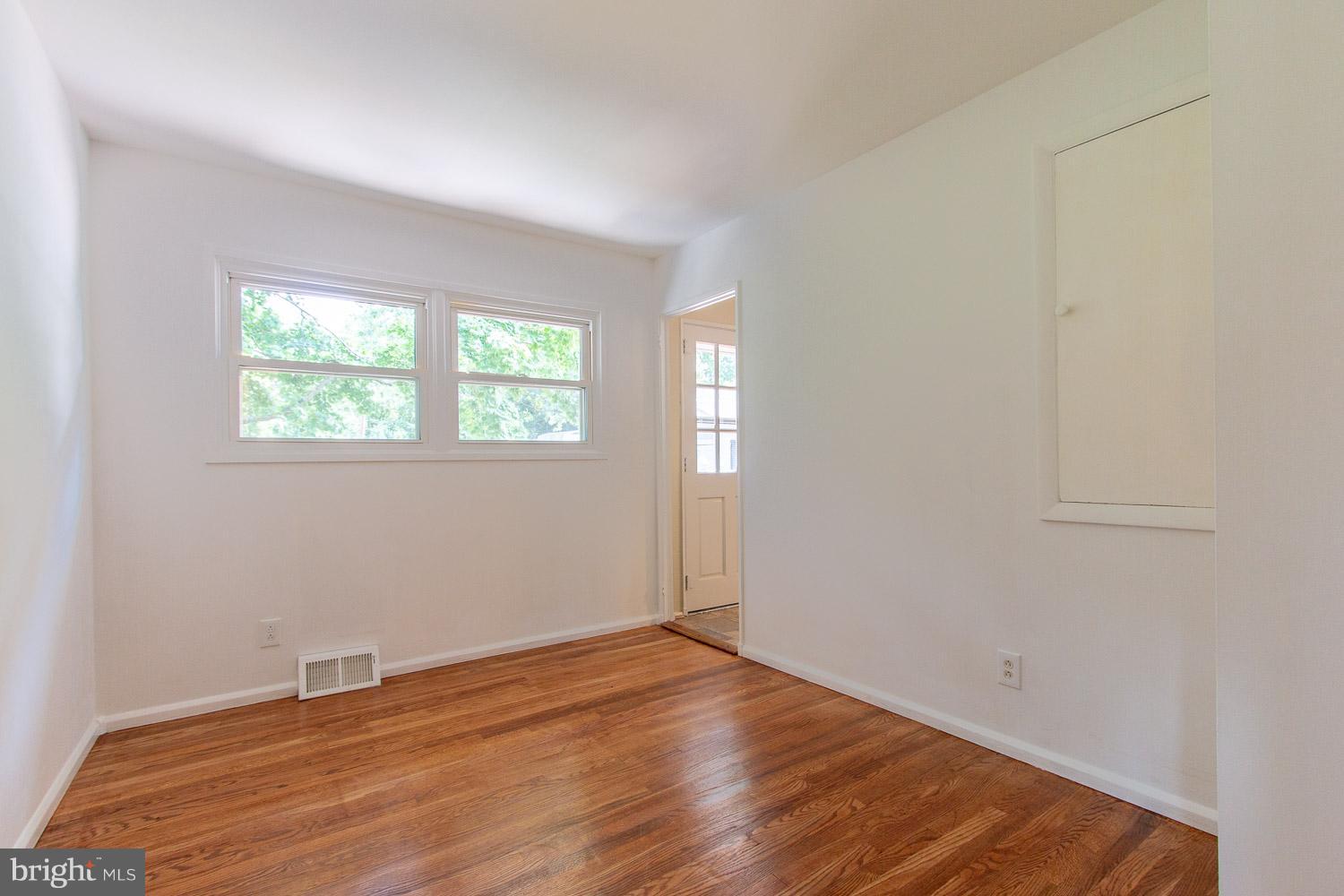 103 Oakmere Road Owings Mills, MD 21117 - Photo 8 of 25 Bedroom 1