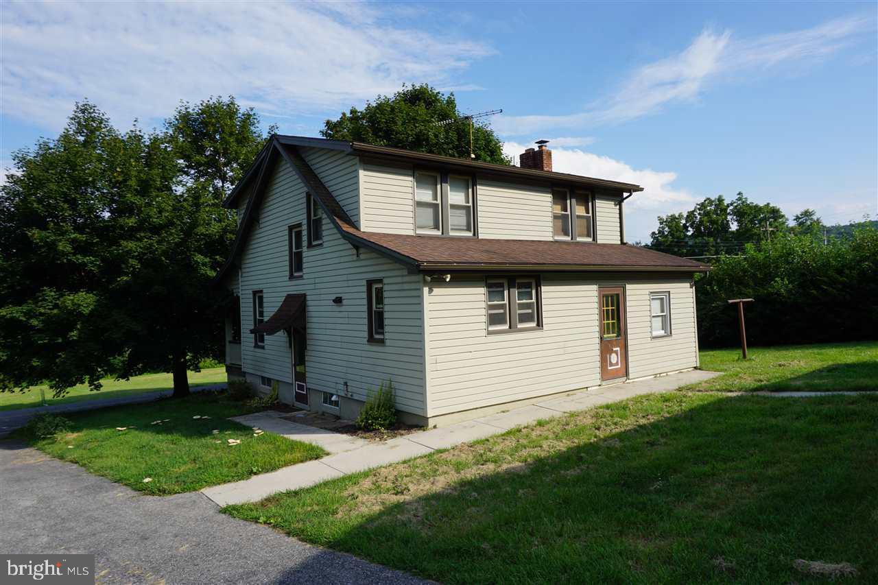 5708 Pigeon Hill Road Spring Grove, PA 17362 - Photo 2 of 26