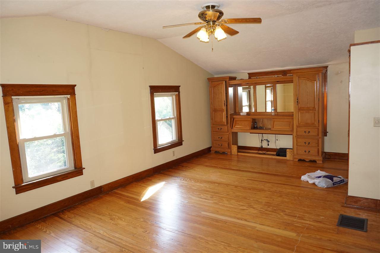 5708 Pigeon Hill Road Spring Grove, PA 17362 - Photo 19 of 26
