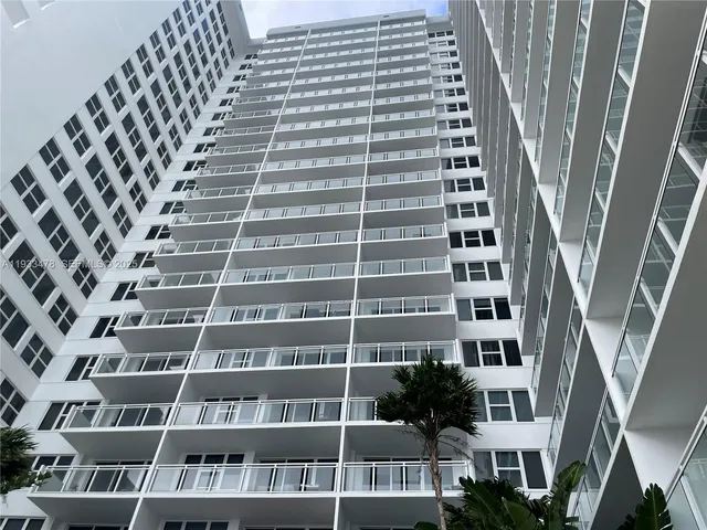 $4,100 | 2030 South Ocean Drive, Unit 805, Hallandale Beach, FL 33009