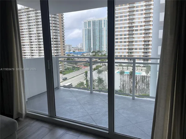 $4,100 | 2030 South Ocean Drive, Unit 805, Hallandale Beach, FL 33009