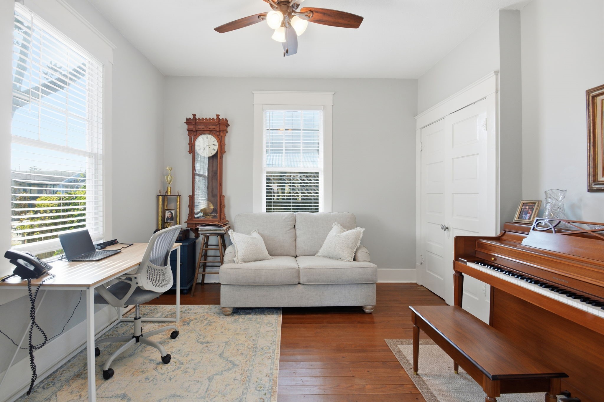 3602 Avenue R Galveston, TX 77550 - Photo 13 of 25 a living room with furniture and a window