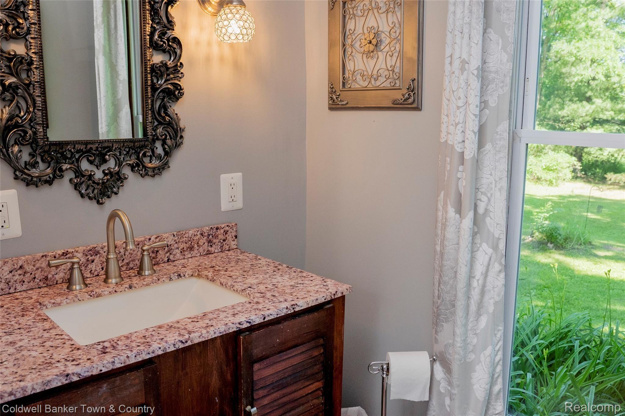 5900 Mack Road Howell, MI 48855 - Photo 28 of 55 DSC03907LB Photography.jpg
