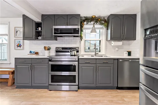 $540,000 | 48 Rowe Avenue, Warwick, RI 02889