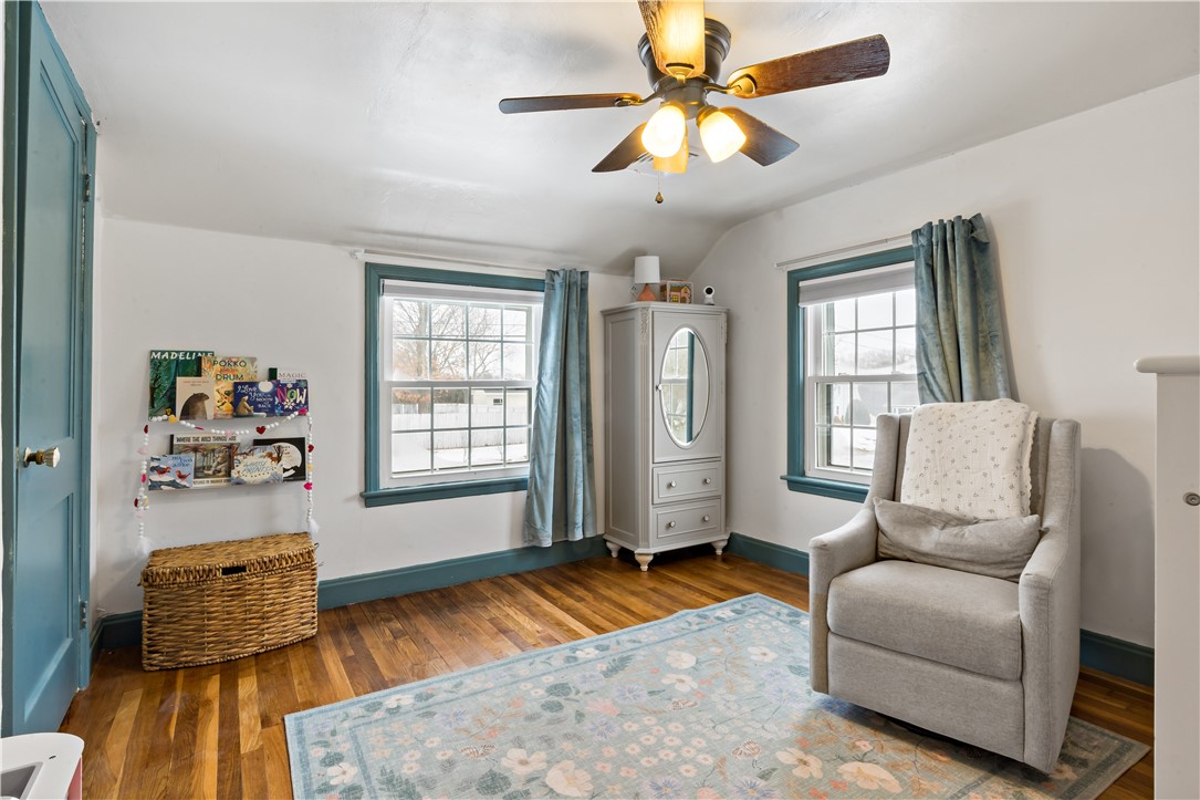 48 Rowe Avenue Warwick, RI 02889 - Photo 20 of 35