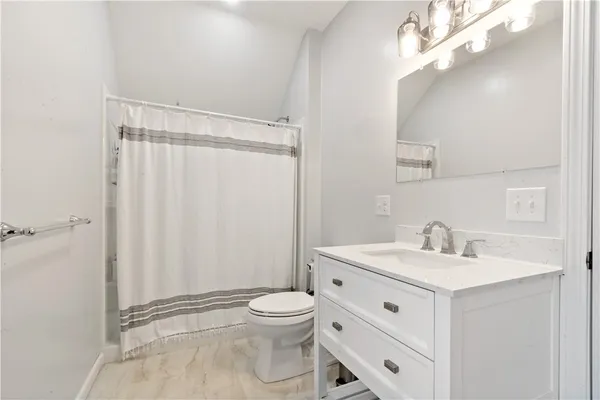 $540,000 | 48 Rowe Avenue, Warwick, RI 02889