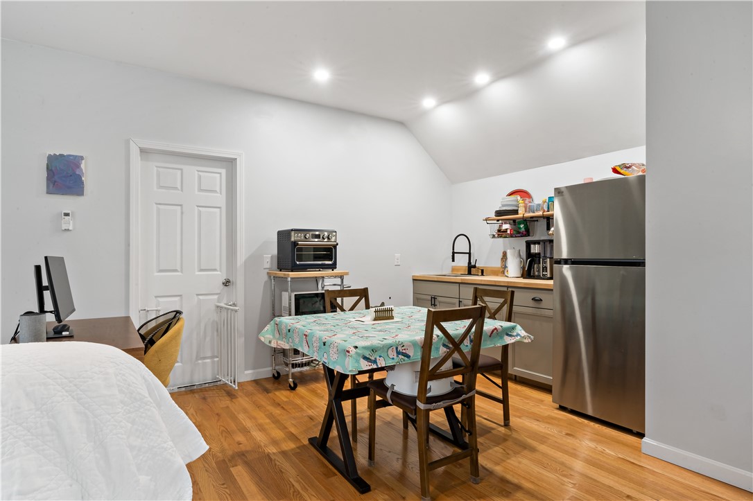 48 Rowe Avenue Warwick, RI 02889 - Photo 29 of 35