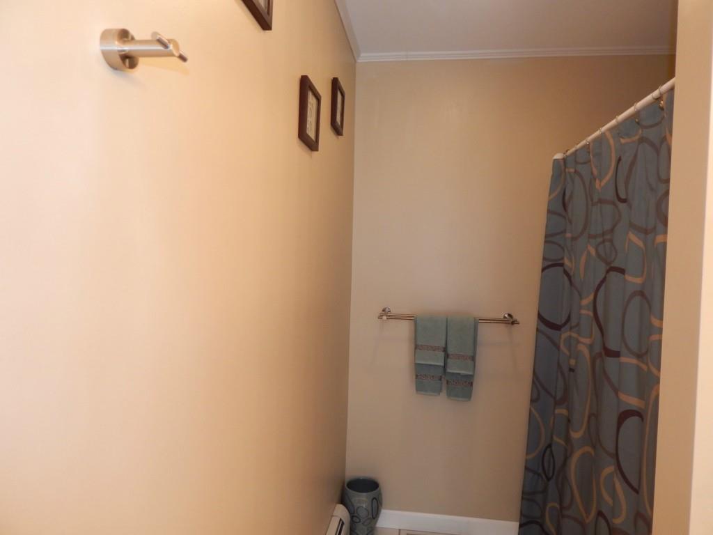 511 Wing Road Hermon, ME 04401 - Photo 21 of 34 master bathroom