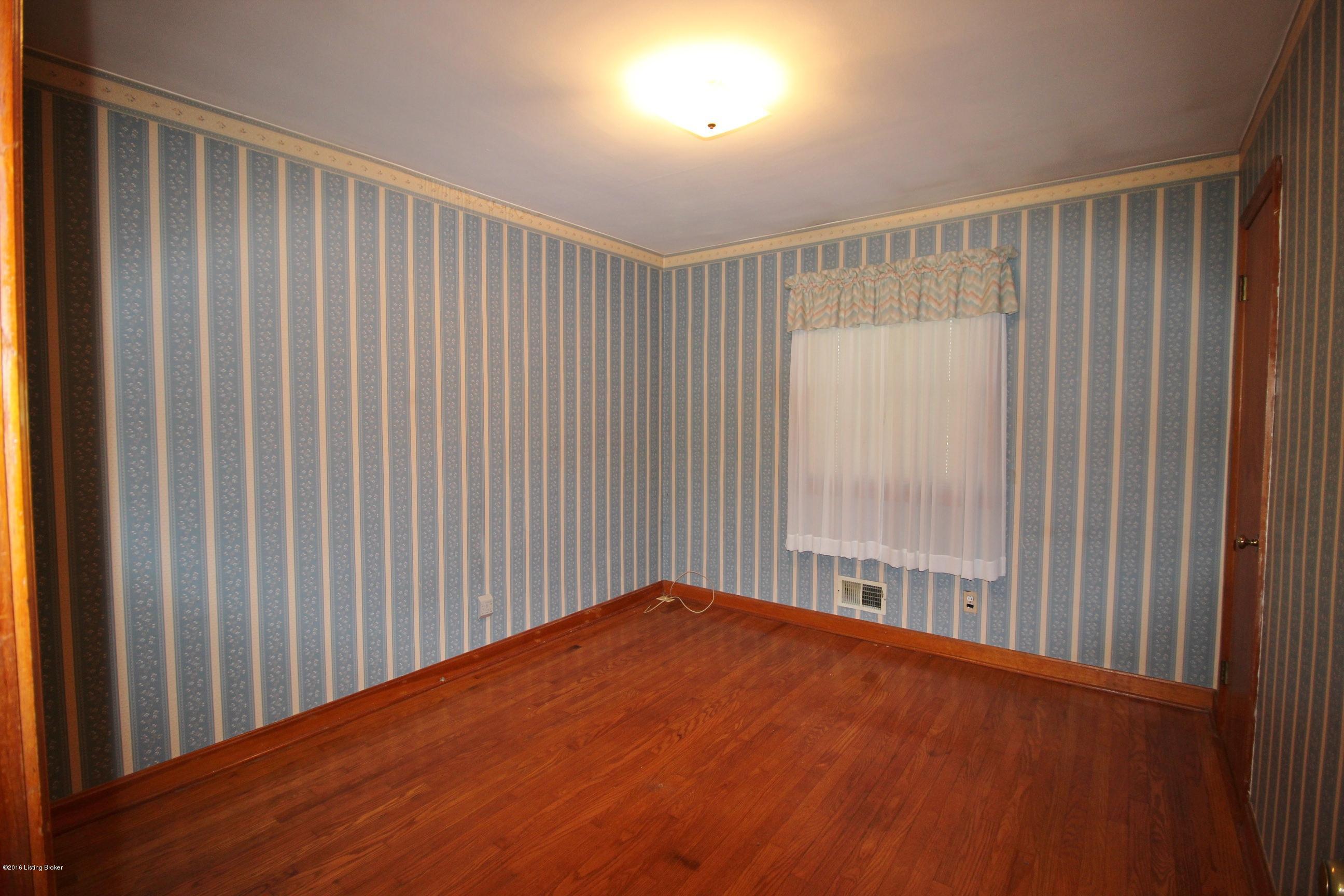 5229 Poplar Level Road Louisville, KY 40219 - Photo 10 of 16 Bed 2