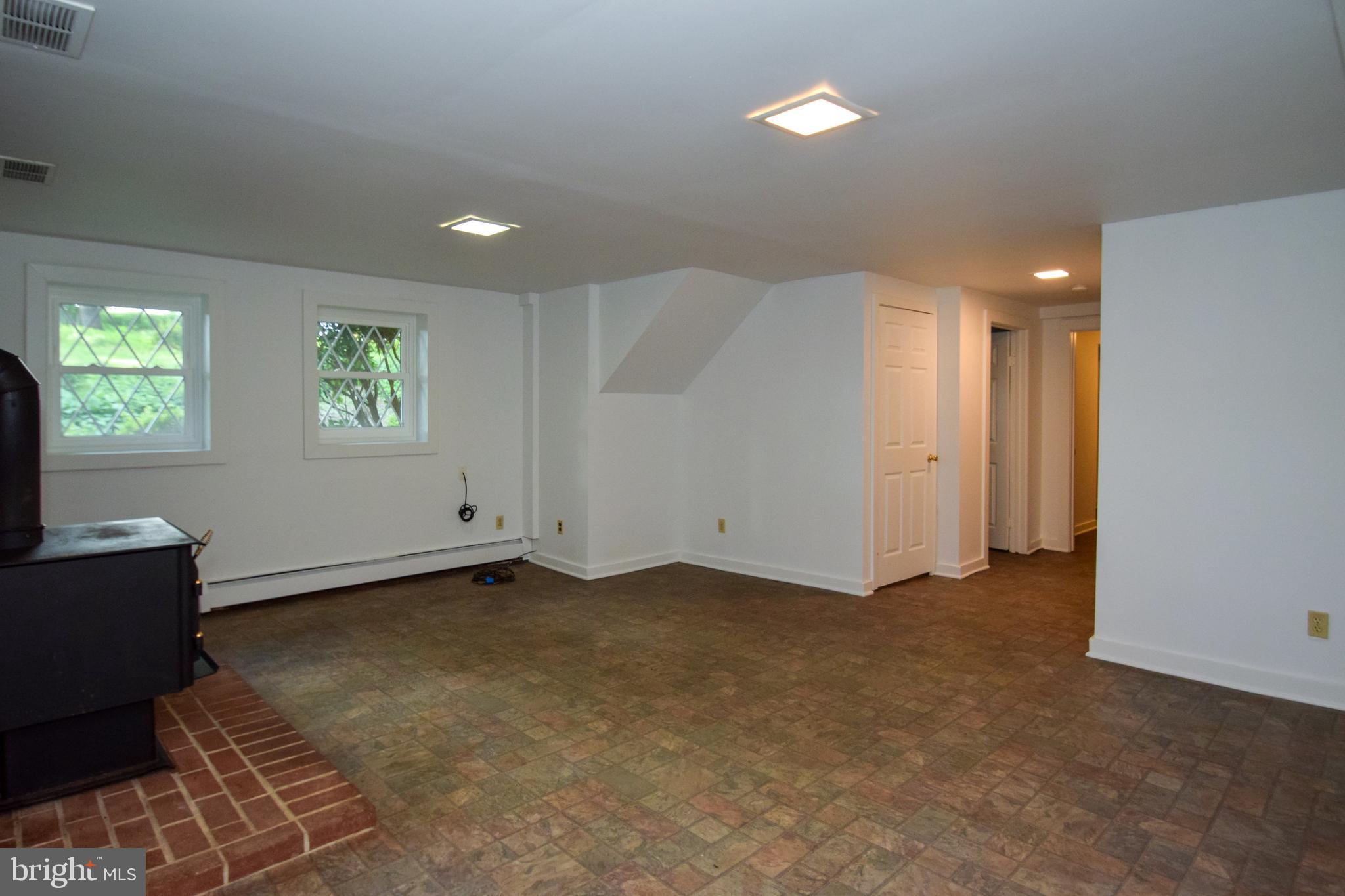 204 Jones Road Fawn Grove, PA 17321 - Photo 27 of 44 Gallery Image 27