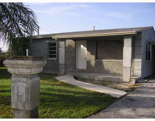 201 West 28th Street Riviera Beach, FL 33404 - Photo 1 of 6 Primary Photo