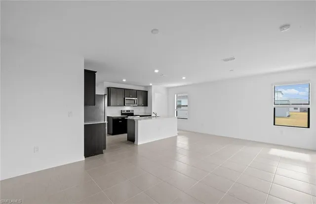 $299,990 | 254 Silent Lk Drive, Lehigh Acres, FL 33974